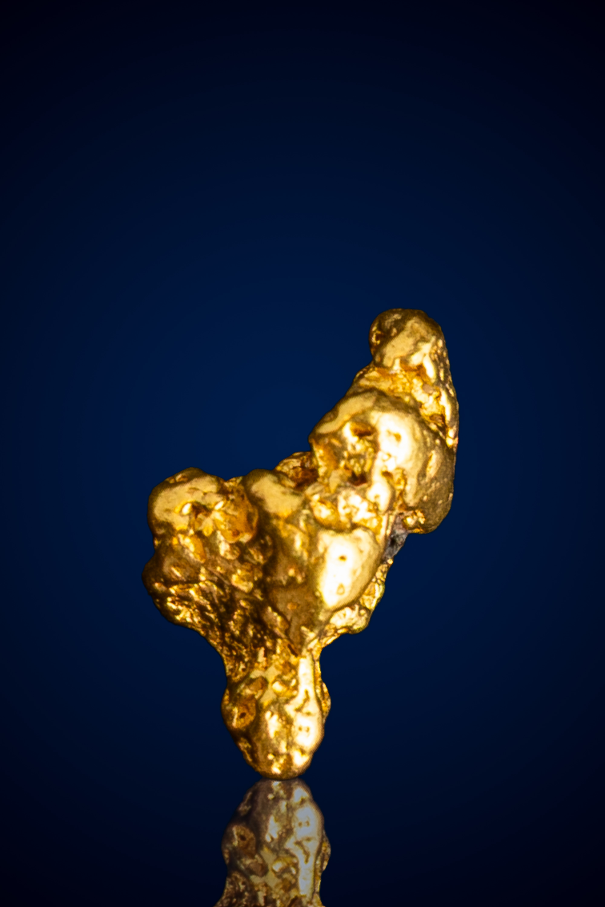 (image for) Shiny, Sculptural Natural Gold Nugget - Alaska - 2.58 grams